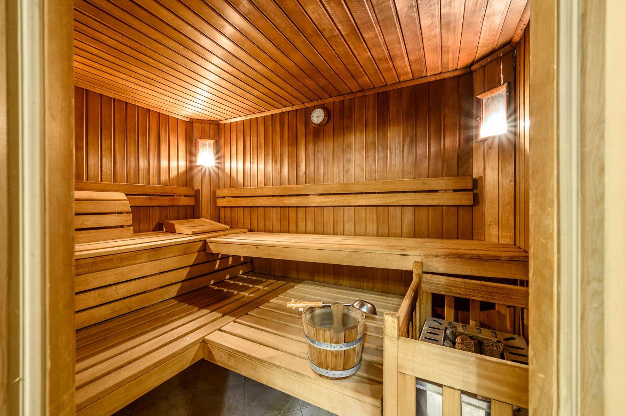 Hotel Ravelli Luxury Spa ميتزانا المظهر الخارجي الصورة